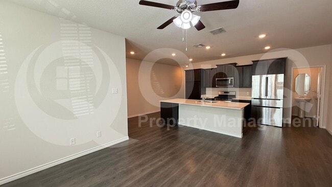 Building Photo - 2141 Steer Creek Pl