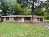 Building Photo - 212 Loyola Dr