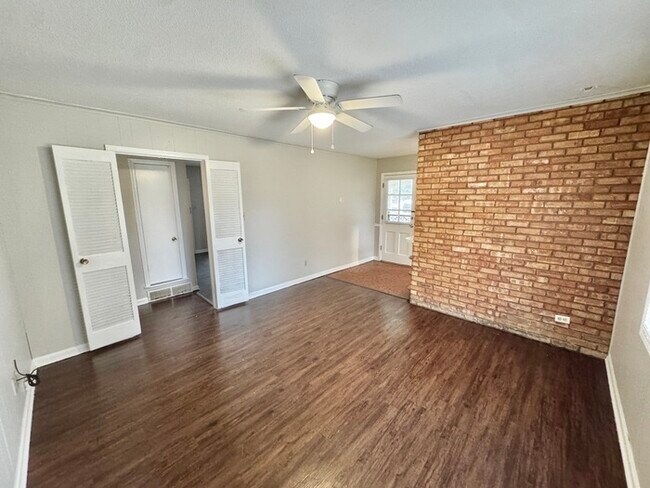 Building Photo - 5129 Kittie Lee Ln