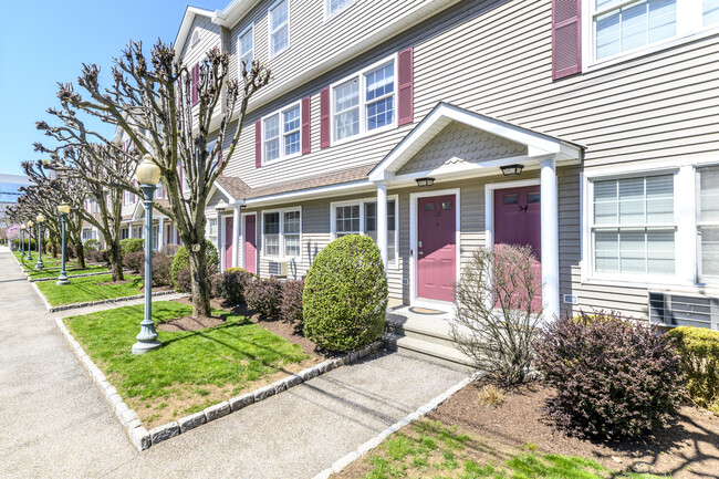 Primary Photo - 28 3rd St