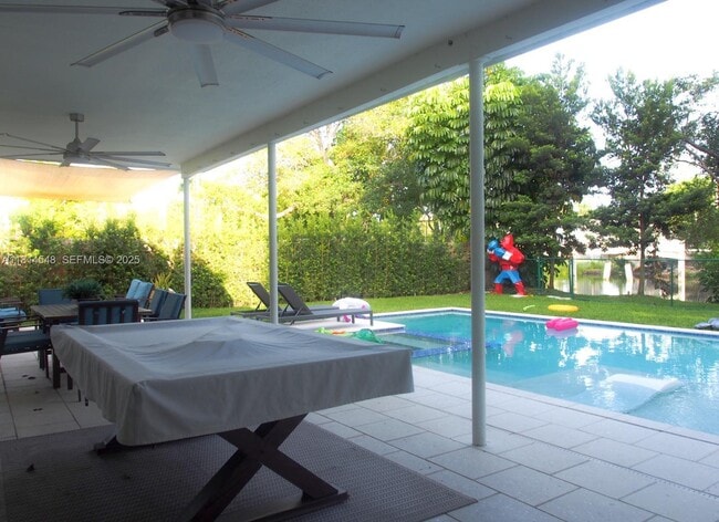 Building Photo - 200 NW 86th St