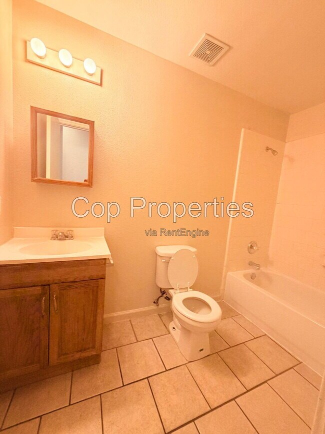 Building Photo - 6701 Brothers Ln