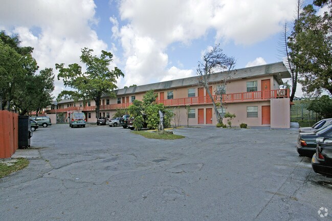 Primary Photo - A & R Apartments
