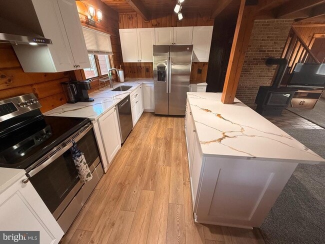 Building Photo - 23581 Belmar Dr