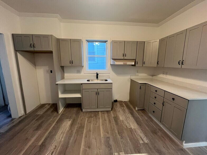 Kitchen: stainless steel fridge and stove to follow - 335 1st St