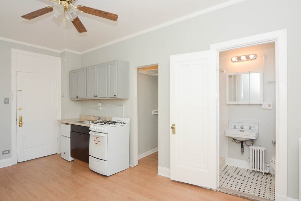 Building Photo - 3836 N Fremont St