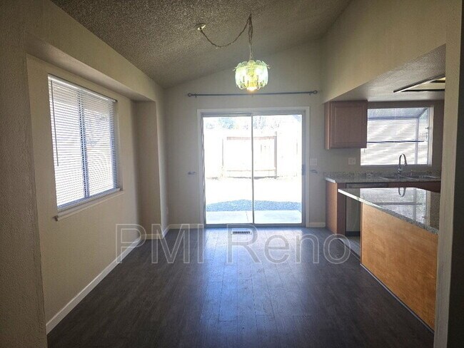 Building Photo - 4319 Pescado Way