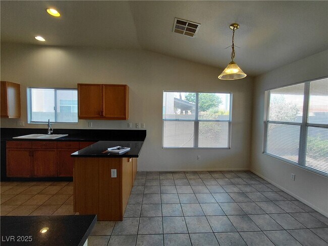 Building Photo - 6132 Peggotty Ave