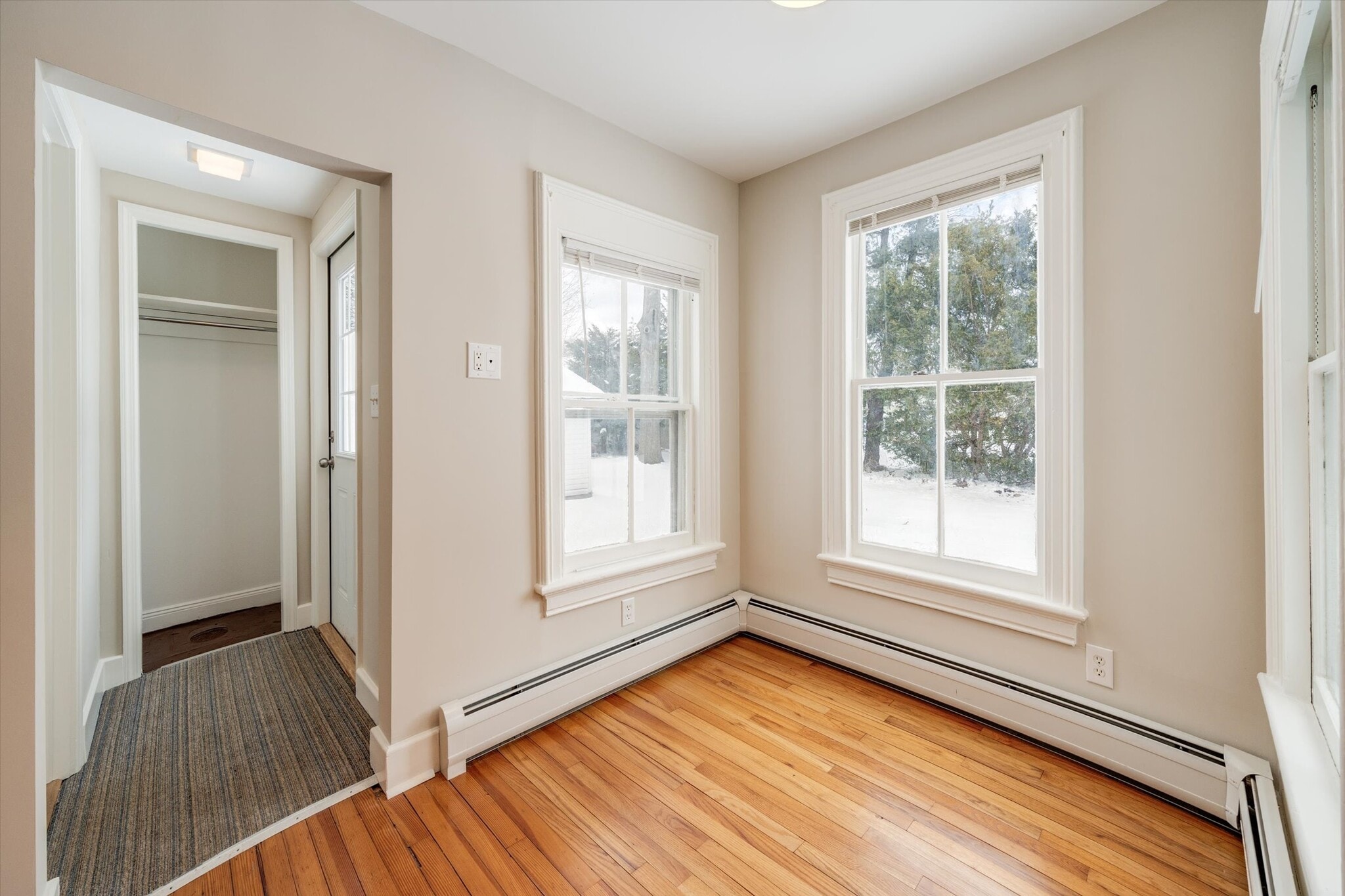 Building Photo - 6 Orchard St