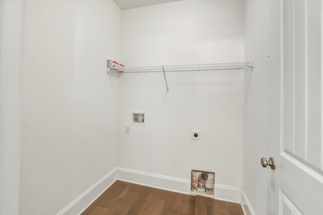 Building Photo - 1743 Brush Hill Rd