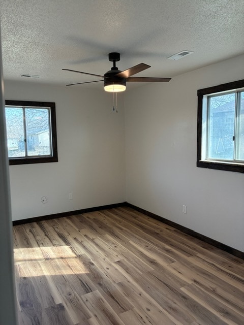 Building Photo - 431 SE 150 Rd