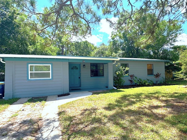 Primary Photo - On Island, Close to Historic District & Be...