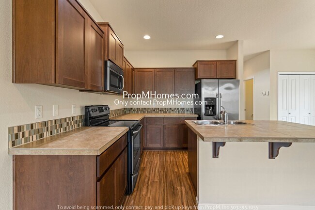 Building Photo - 15488 SW Applewood Ln