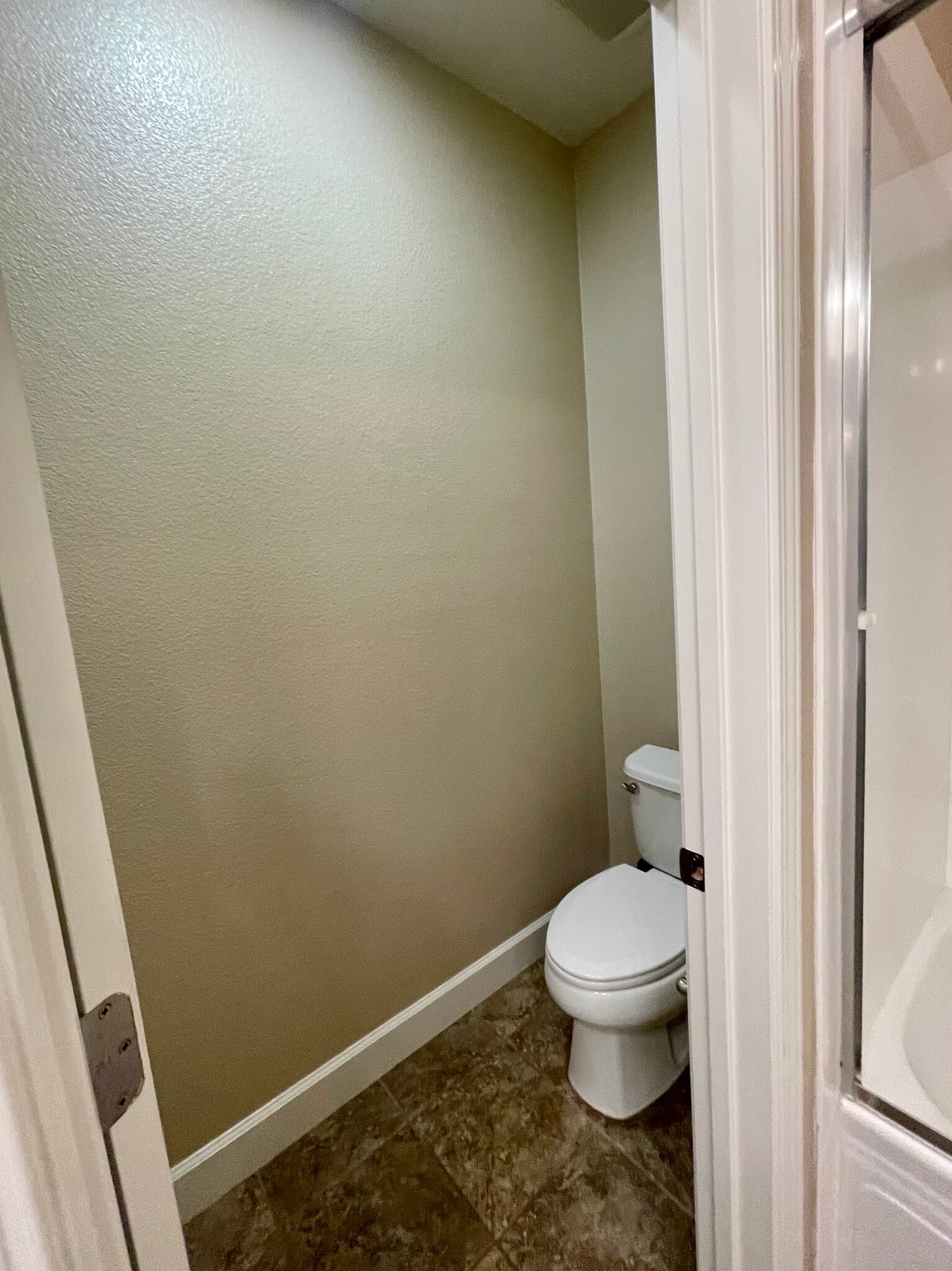 Building Photo - 722 El Paseo Cir