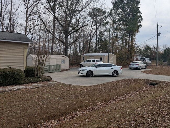 Building Photo - 1019 Riser Rd