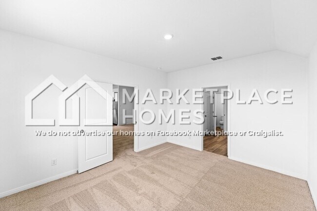 Building Photo - 1139 Amy Dr