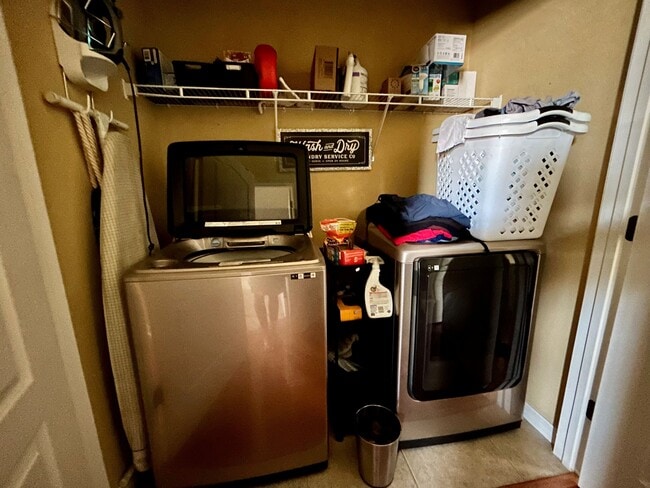 Building Photo - 328 Nautica Mile Dr