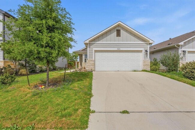 Building Photo - 323 Tolo Dr