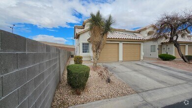 Building Photo - Adorable Condo in Summerhills Community!