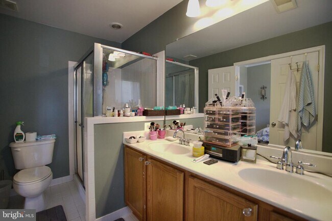 Building Photo - 4852 Cavallo Way