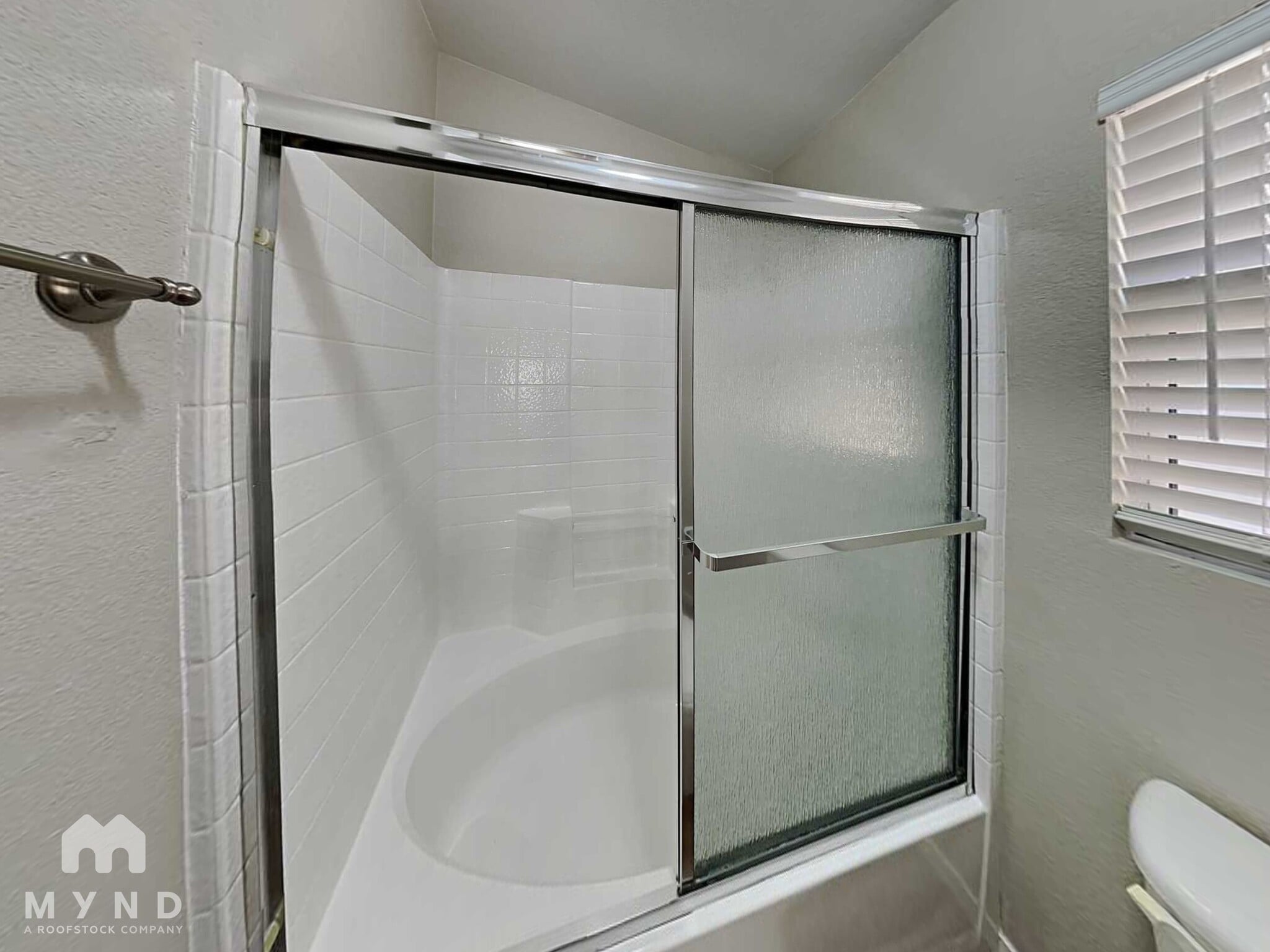 Building Photo - 2590 Alias Smith Dr