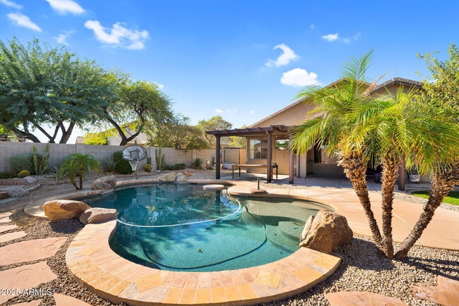 Building Photo - 7431 E Norwood St