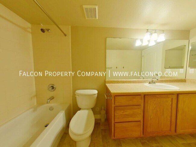 Building Photo - 6603 Thistlewood St