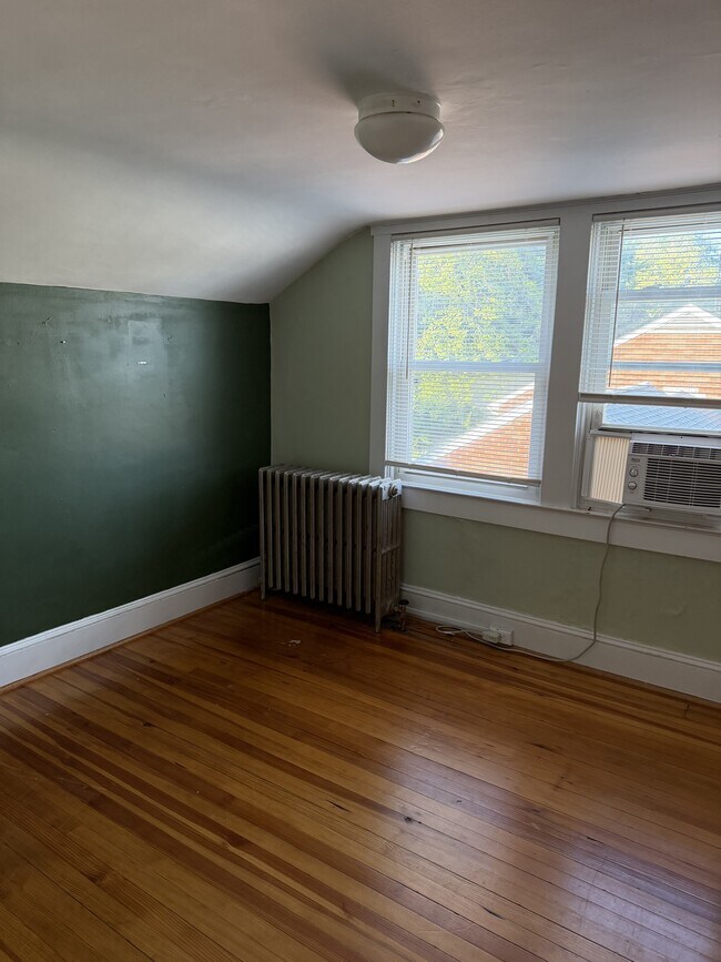 Building Photo - 405 Lee Pl