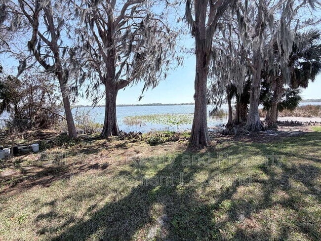 Building Photo - 2372 Isle Royal Ct SE