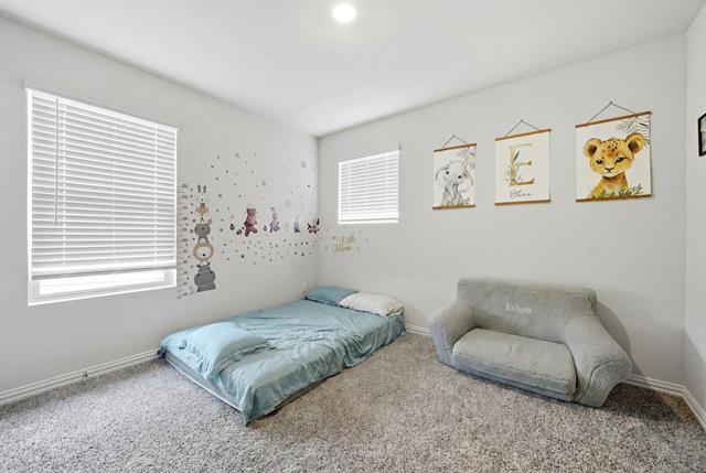 Building Photo - 224 Monarch Wy