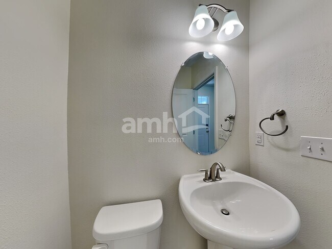 Building Photo - 4714 Reisswood Loop