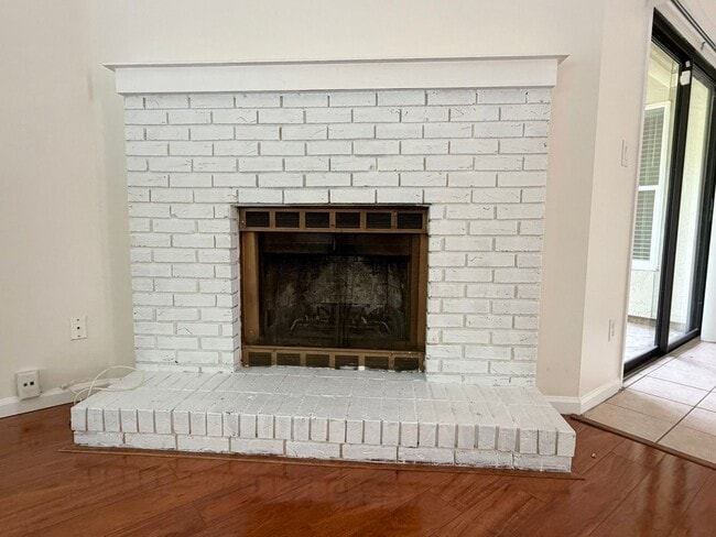 Building Photo - 7386 Spring Villas Cir