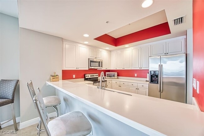 Building Photo - 2090 W First St