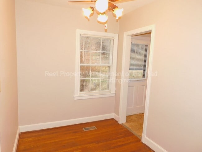 Building Photo - 1232 Pamlico Dr