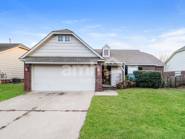 Building Photo - 20232 E 43rd Pl S