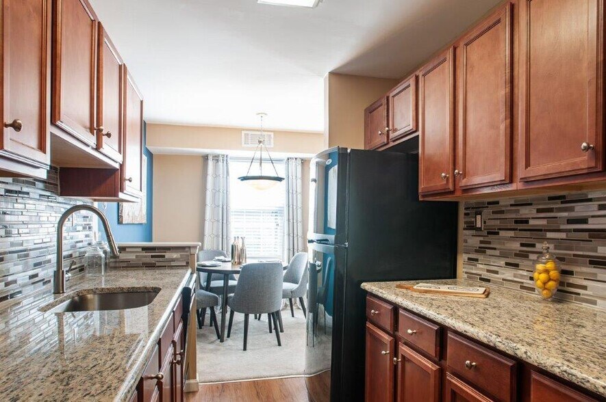 Montgomery Manor Apartments & Townhomes 2701 Elroy Rd Hatfield PA