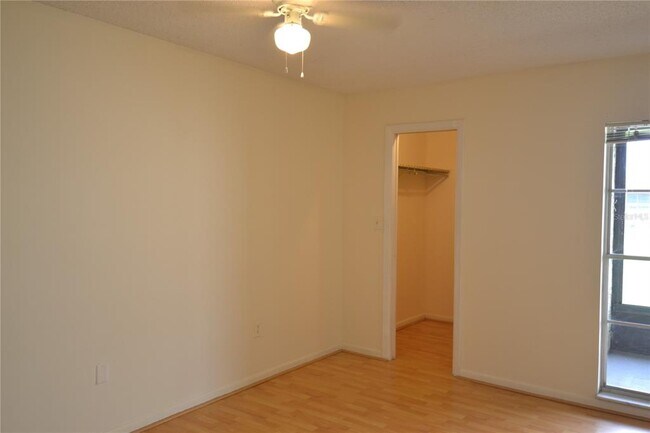 Building Photo - 5154 Turquoise Ln
