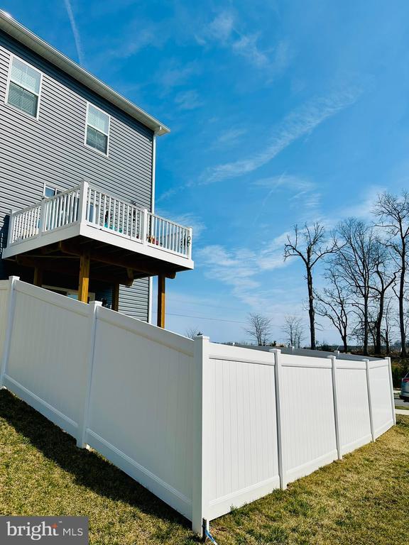 Building Photo - 101 Lakota St