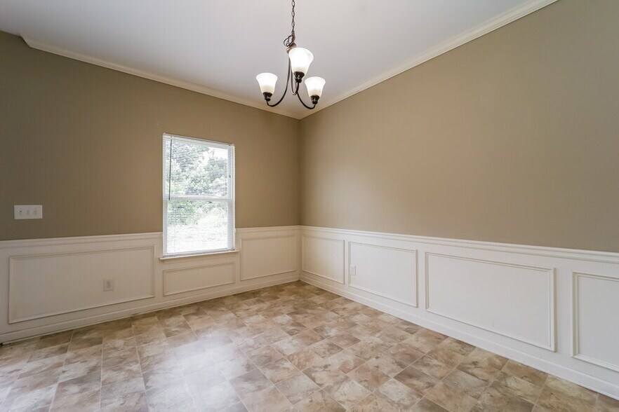 Building Photo - 71 Hamil Ct NW