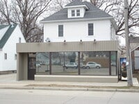 Building Photo - 1002 W Oakland Ave