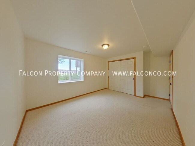 Building Photo - 8093 Fort Smith Rd