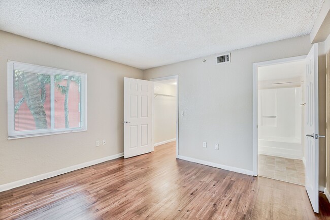 Interior photo - Palms West Apartments