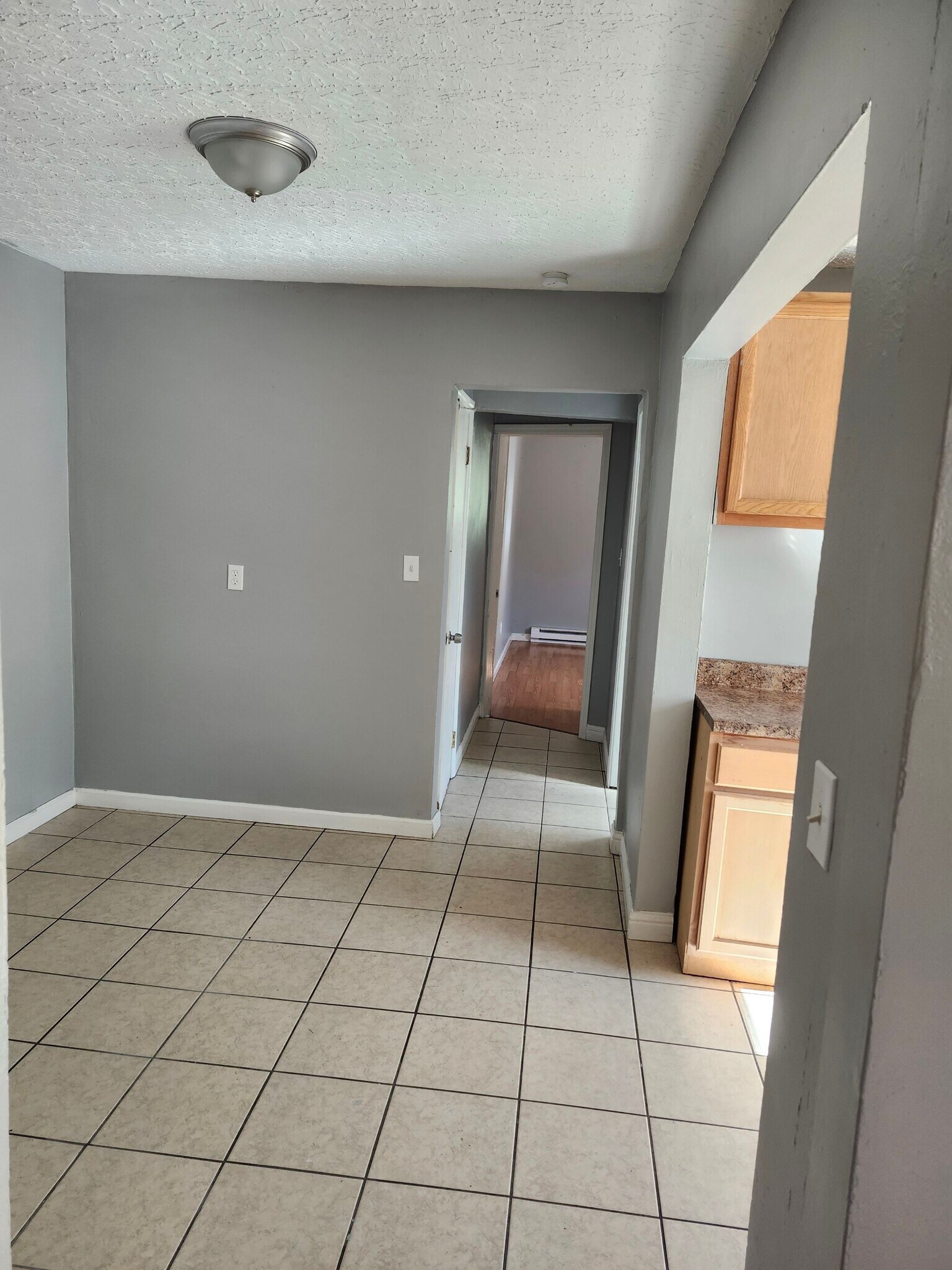 Building Photo - 1218 Purcell Ave
