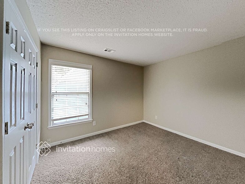 Building Photo - 630 Rosedown Way