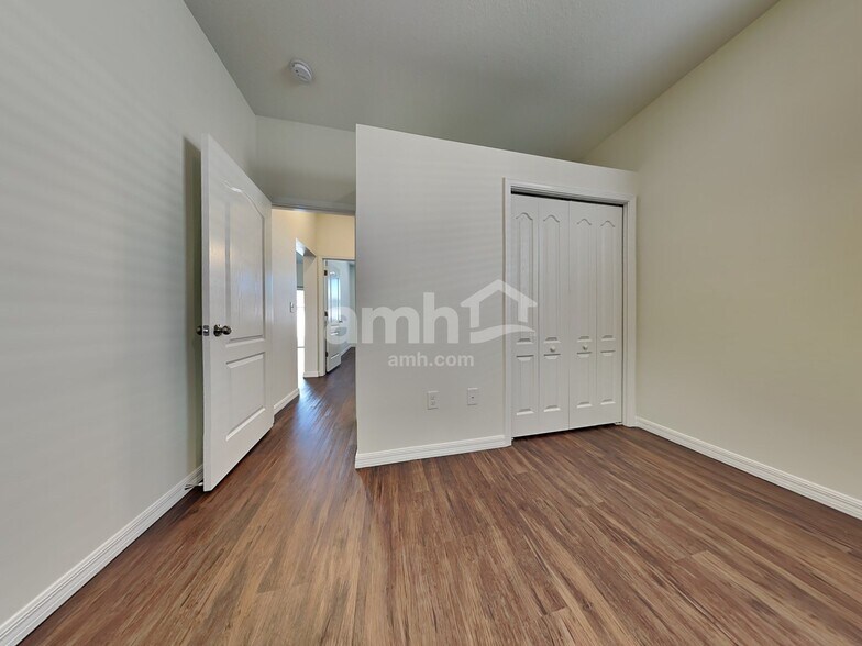 Building Photo - 13219 Beechberry Dr