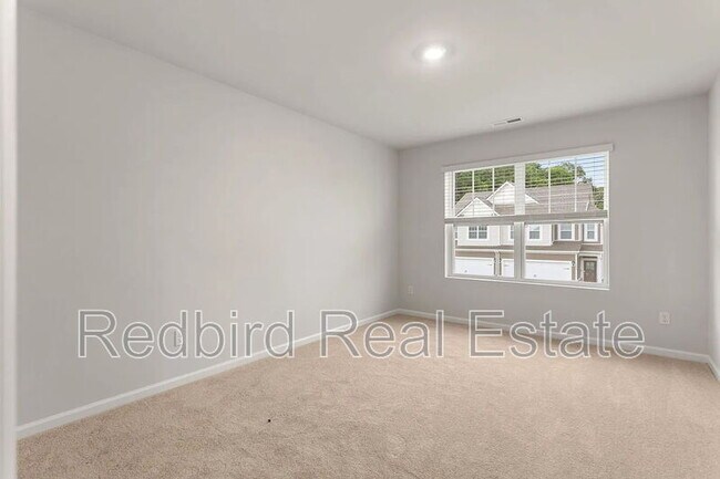 Building Photo - 1611 Manuka Ln