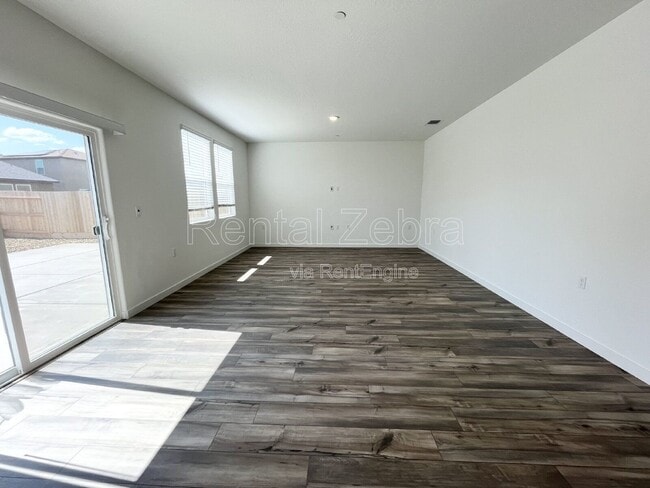 Building Photo - 4614 Jema Wy