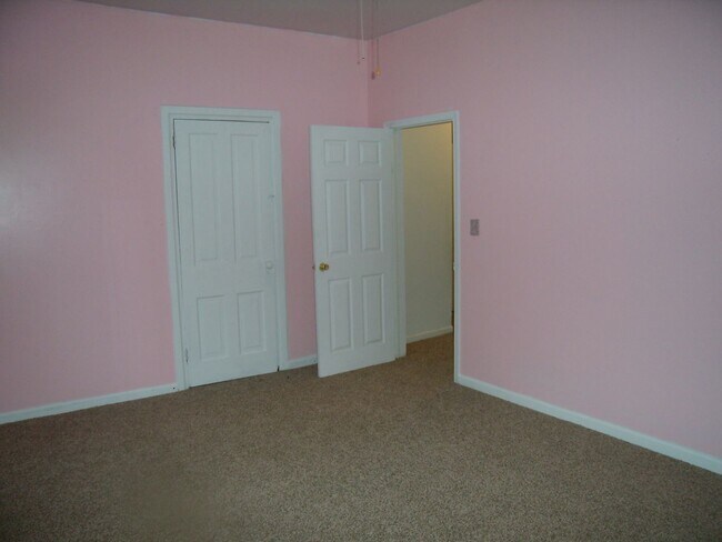 Building Photo - 14-16 S. Franklin St.