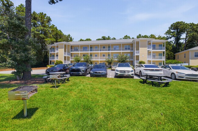 Building Photo - 200 Sandestin Ln