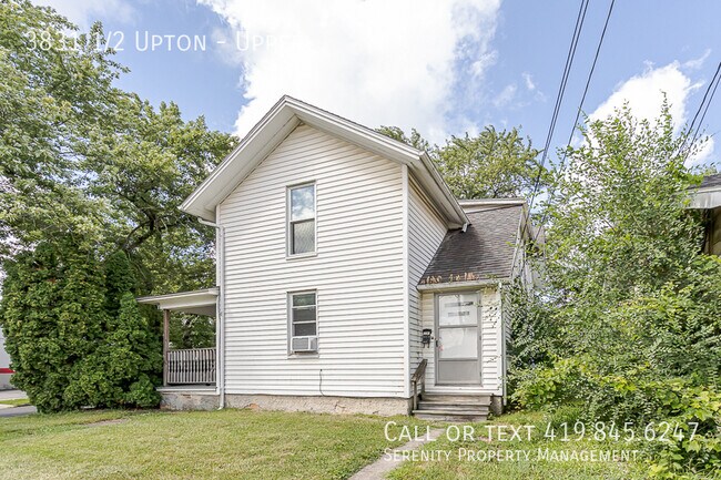 Primary Photo - 3831 1/2 Upton-Upper